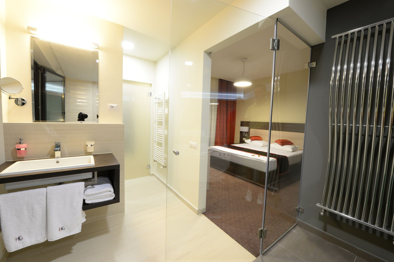 Bathroom 4, Hotel Galaxy, Dumbravita
