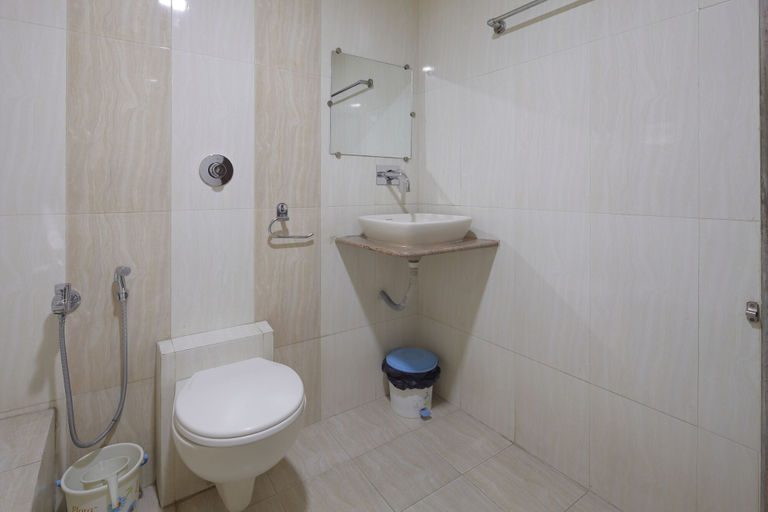 Bathroom 5, Hotel Good Night, Ahmadabad