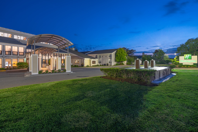 Exterior & Views 2, Holiday Inn CAPE COD - HYANNIS by IHG, Barnstable