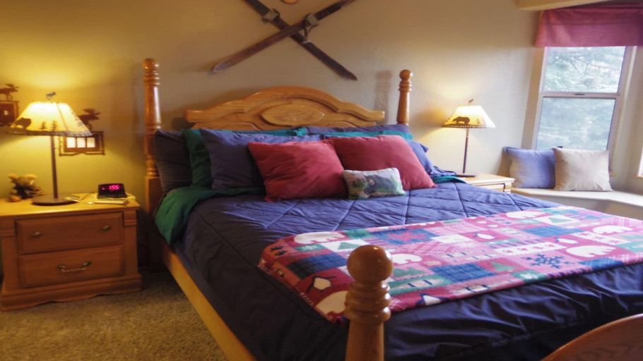 Bedroom 2, Lakeview House at Lake Arrowhead, San Bernardino