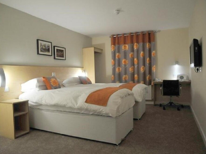 Bedroom 4, The Royal George Hotel, Birmingham