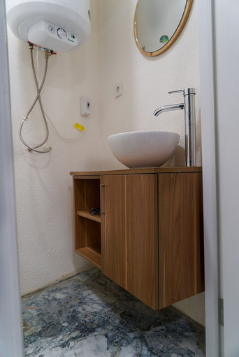 Bathroom 5, The Havana Residence, Beyoğlu