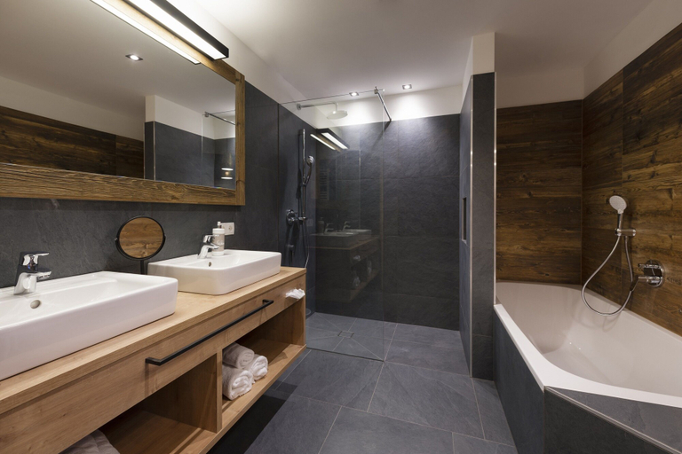 Bathroom 4, Sepp & Hanni's - Suiten im Dorf, Innsbruck Land