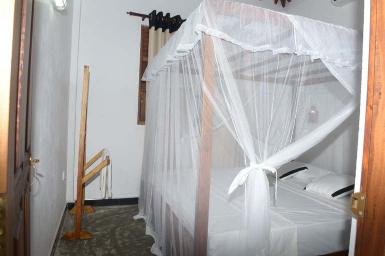 Bedroom 2, Eagle Homestay, Tangalle