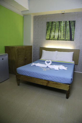 Bedroom 2, Quoalla Hotel Makati, Makati City