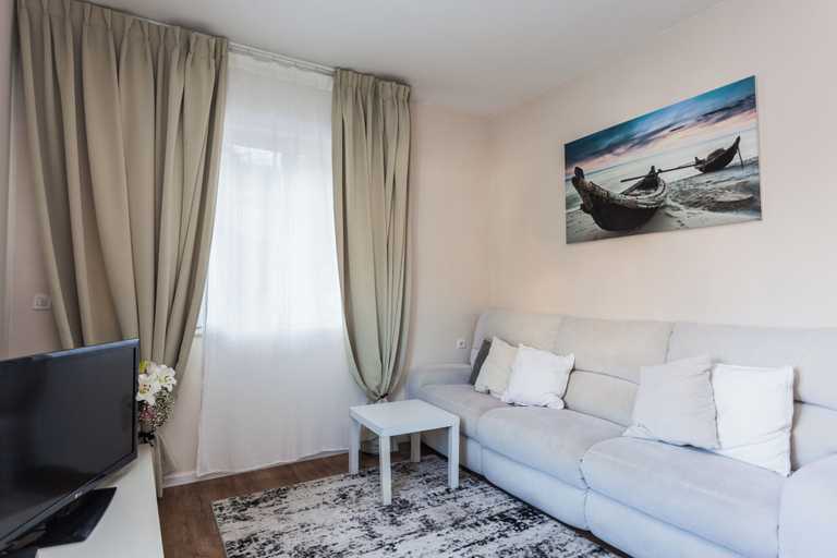 Others 4, Ben Yehuda By theLight apartment