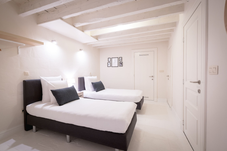 Bedroom 3, Saint Pauls Suite 1, Antwerpen