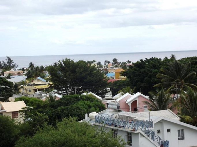 Others 5, Fully Equipped Apart. 4 ppl Only 500m From Flic-en-flac Beach, Black River