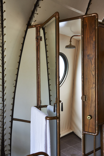 Bathroom, Wild Coast Tented Lodge - Relais and Chateaux - All Inclusive, Thissamaharama