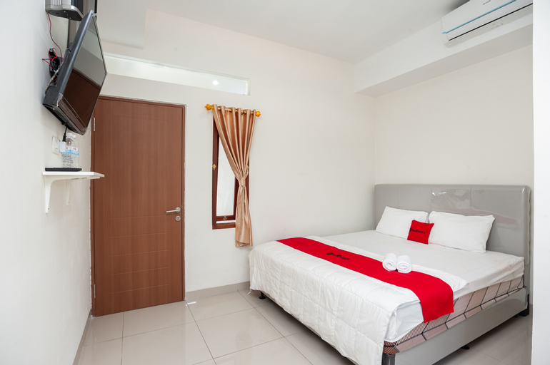 Bedroom 12