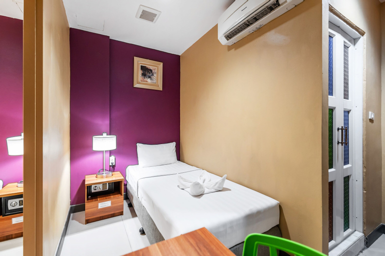 Bedroom 9