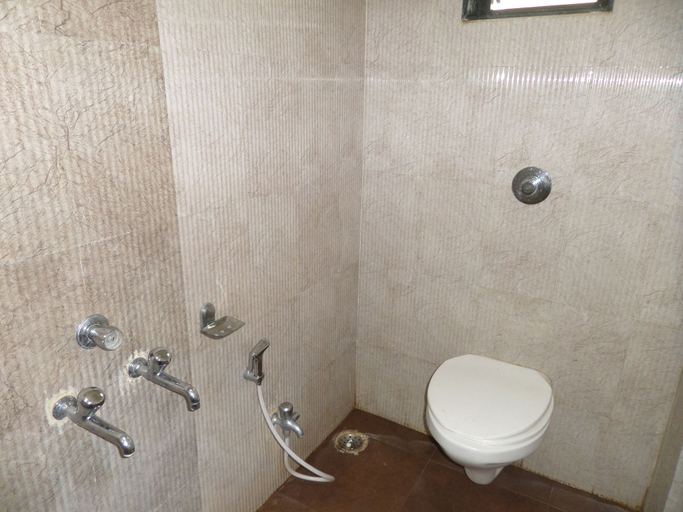 Bathroom 4, Hotel Sai Ba, Ahmadnagar