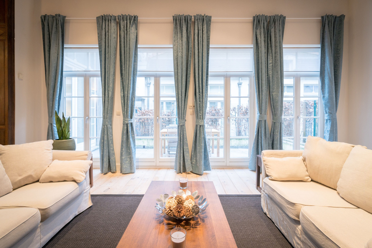 Others 5, Saint Pauls Suite 1, Antwerpen