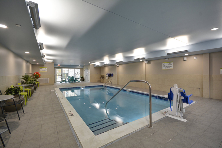 Sport & Beauty 3, Holiday Inn TOLEDO-MAUMEE (I-80/90) by IHG, Lucas