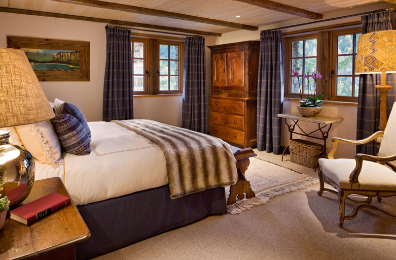 Bedroom 2, Eleven Chalet Hibou, Savoie