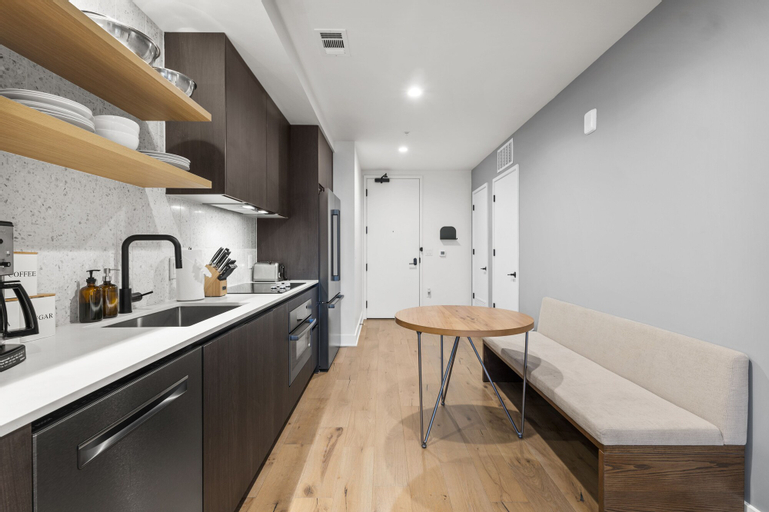 Dining Room 4