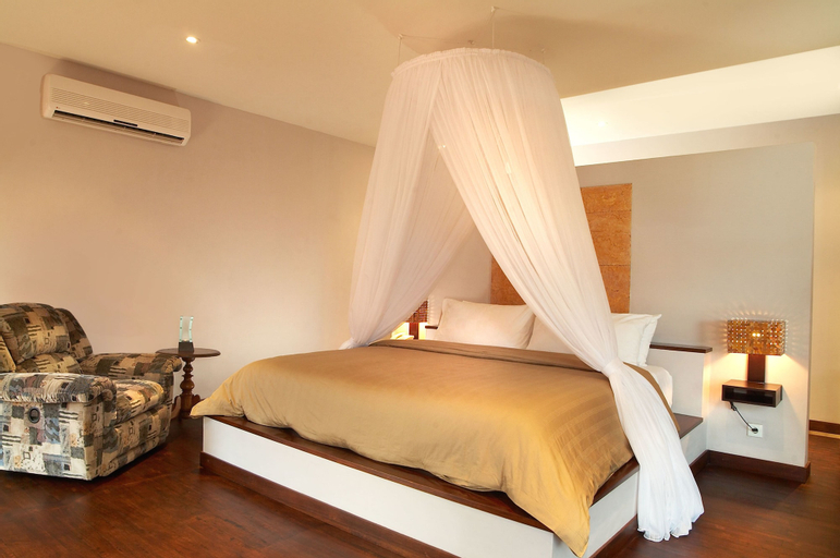 Bedroom 8