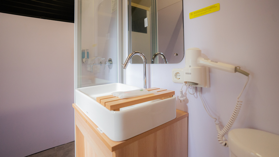Bathroom 6