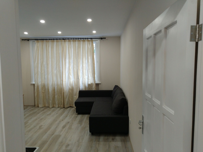Others 4, Baratero RENT Apartment, Stolichna