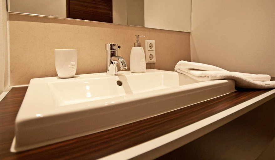 Bathroom 4, Boardinghouse Bielefeld, Bielefeld
