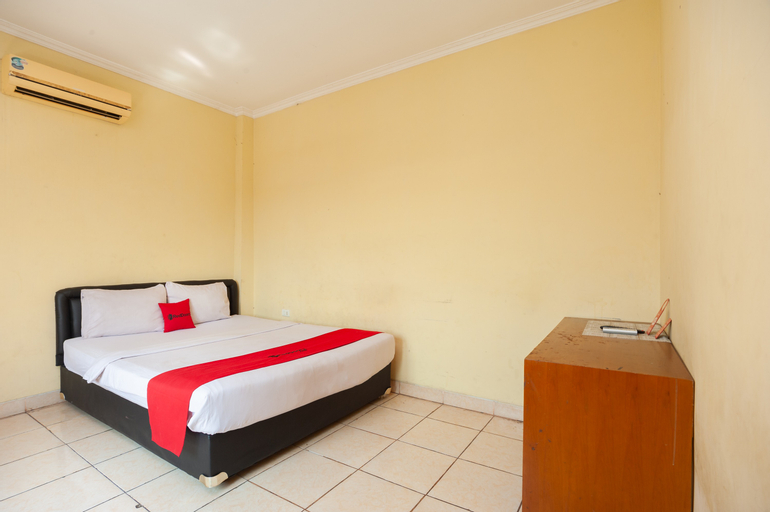 Bedroom 12