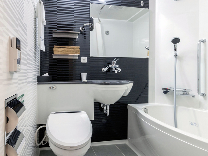 Bathroom 29