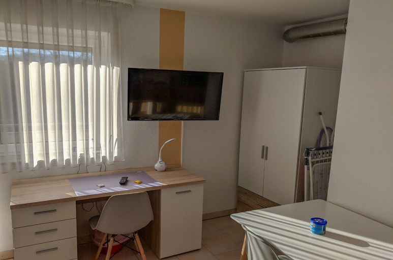 Others 4, Businessapartments Reutlingen, Reutlingen