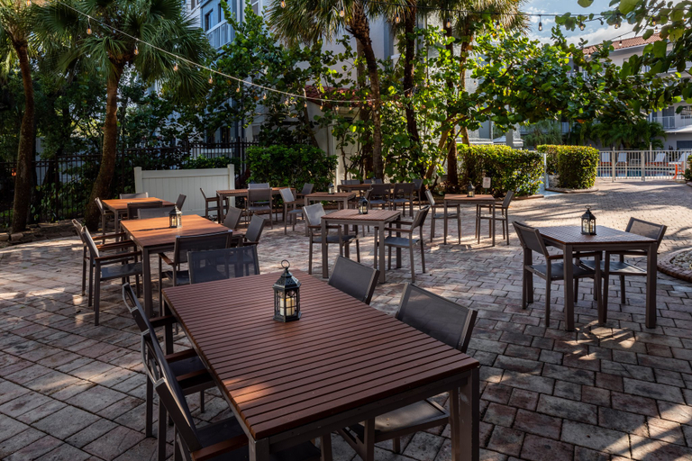 Food & Drinks 2, Holiday Inn & Suites BOCA RATON - NORTH by IHG, Palm Beach