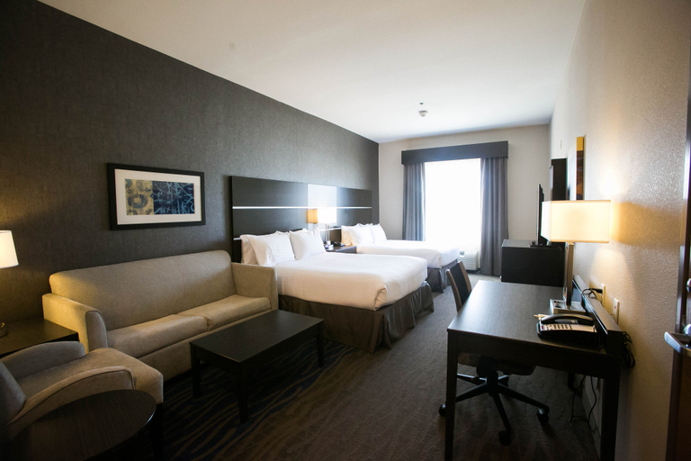 Bedroom 3, Holiday Inn LONGVIEW - NORTH by IHG, Gregg