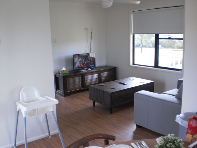 Others 5, Riverdowns Cottage, Dungog