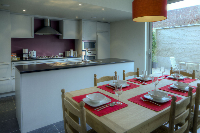 Food & Drinks, Menin Gate House 2, West-Vlaanderen
