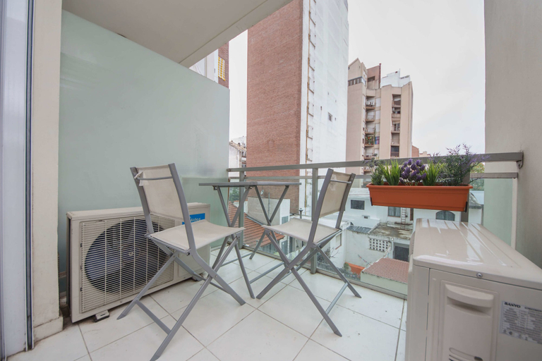 Others 4, Rent Corro X32, Capital