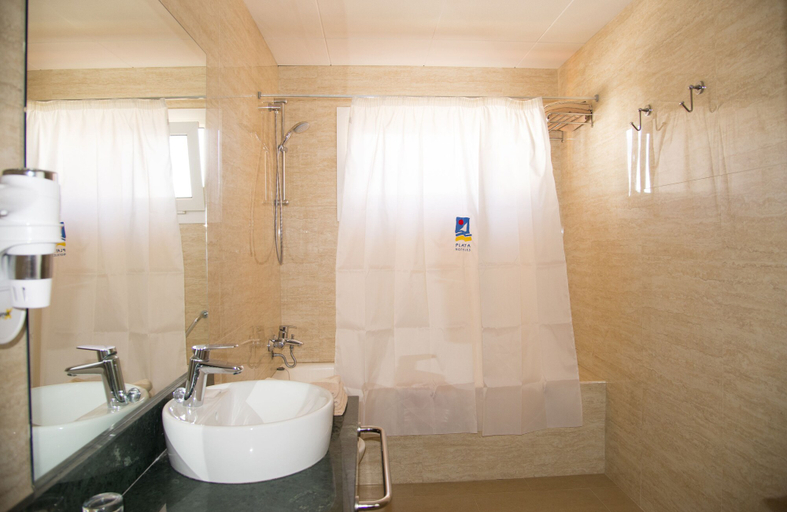 Bathroom 5, Playadulce Hotel, Almería