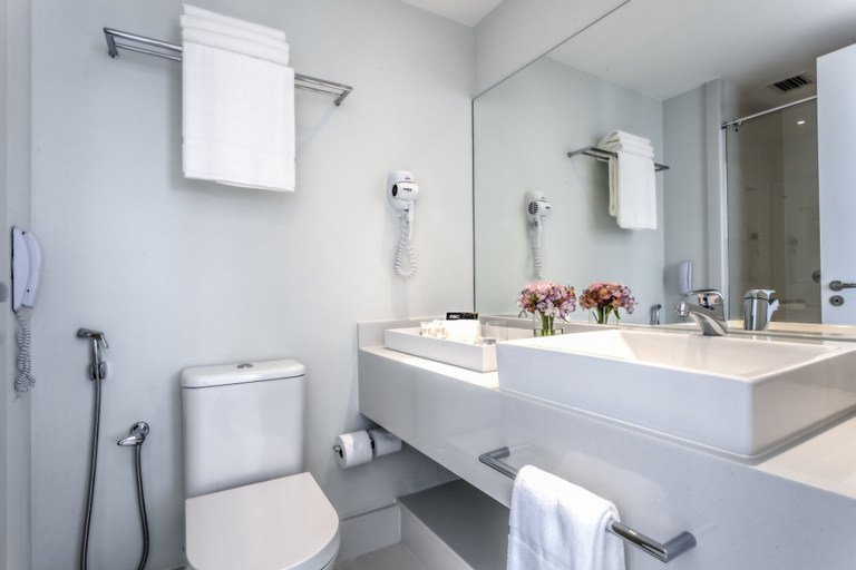 Bathroom 5, CDesign Hotel, Rio de Janeiro
