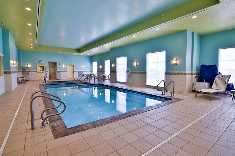Sport & Beauty 5, Holiday Inn BISMARCK by IHG, Burleigh