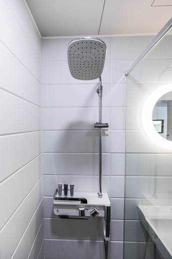 Bathroom 3, Seongsan Flow, Seogwipo