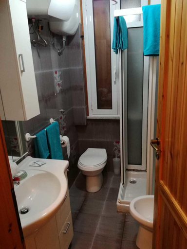 Bathroom, Casa Barchetta, Sassari