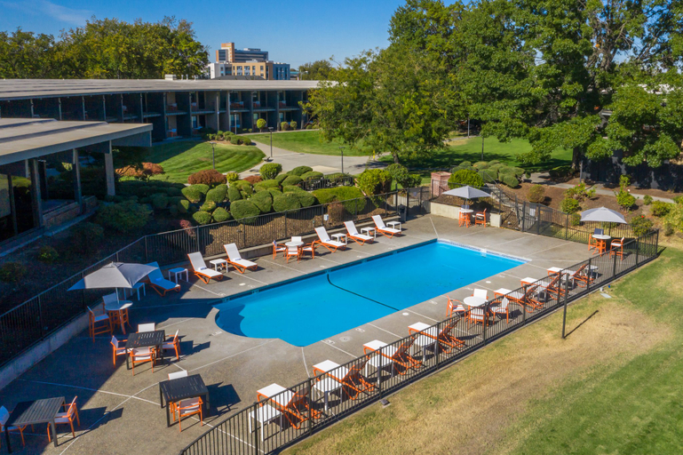 Exterior & Views 5, Holiday Inn RICHLAND ON THE RIVER by IHG, Benton