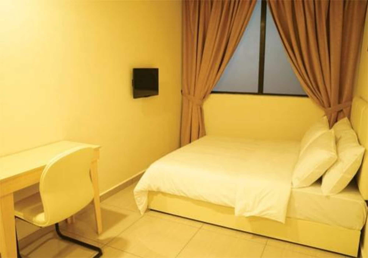 Bedroom 3, Charisma Hotel, Kuantan