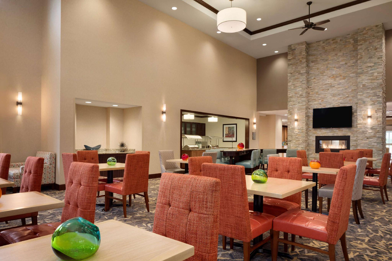 Food & Drinks 5, Homewood Suites by Hilton Kalamazoo-Portage, Kalamazoo