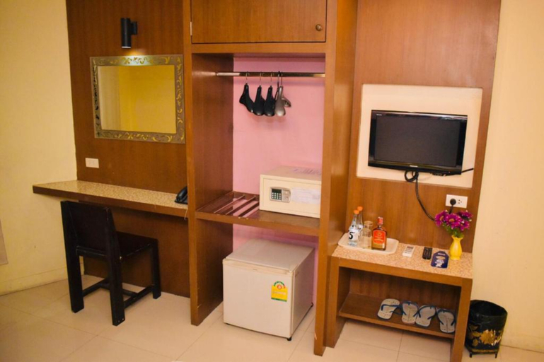 Others 5, Royal Express Inn Sukhumvit Bangkok, Khlong Toey