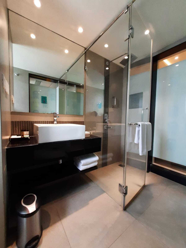 Bathroom 4, ZIBE Salem By GRT Hotels, Salem