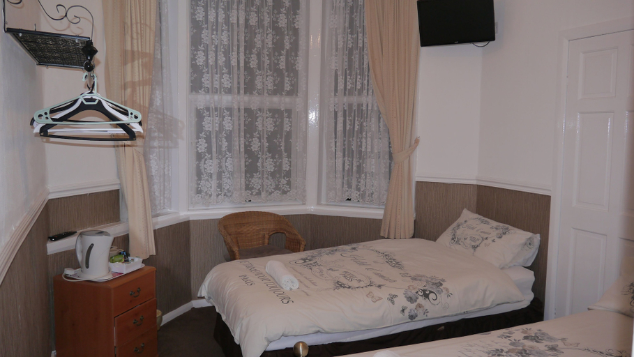 Bedroom 3, Hornby House Hotel, Blackpool
