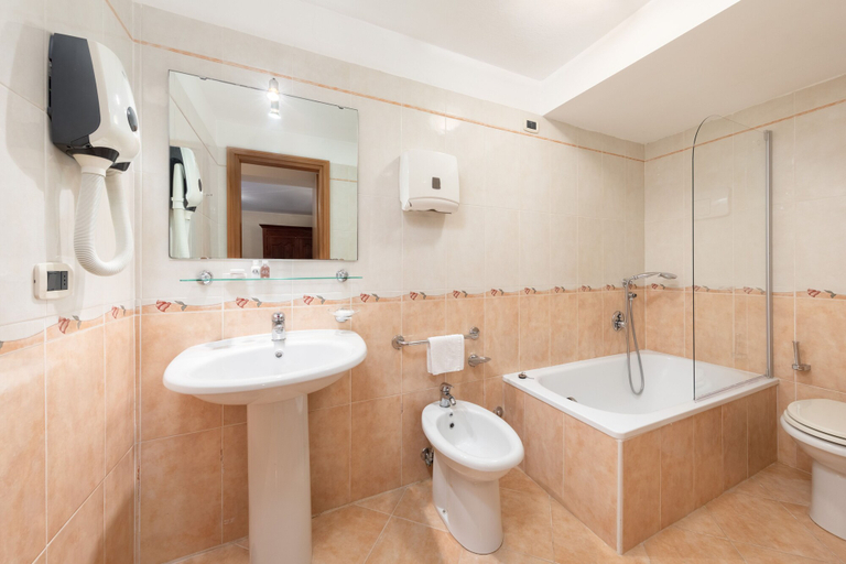 Bathroom 5, La Locandiera, Venezia