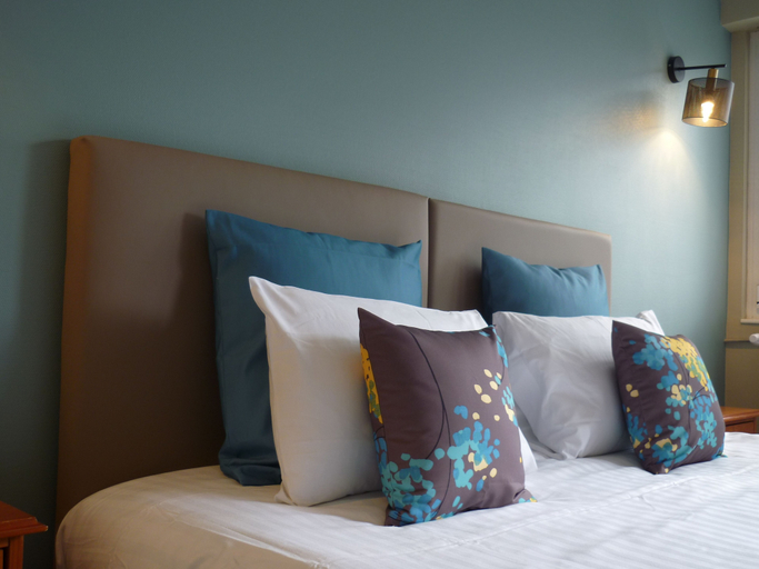 Bedroom 3, The Originals Boutique, Hôtel Clos St Marie, Nièvre
