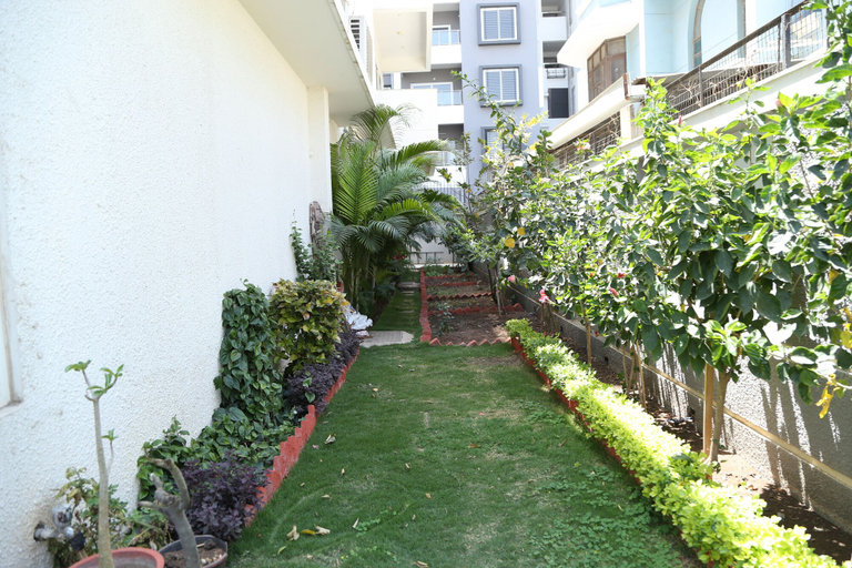 Others 5, Maninder Home Stay, Indore