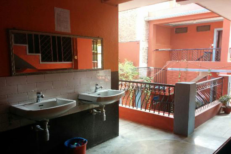 Bathroom 3, Holy Lodge, Gandaki