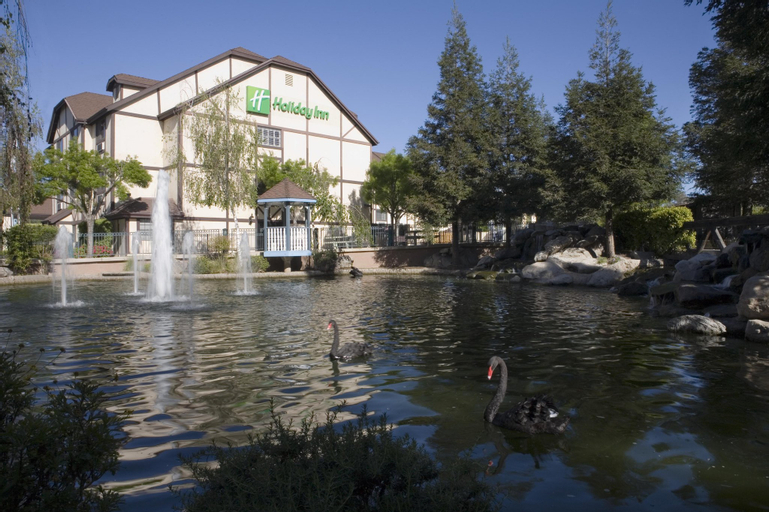 Holiday Inn SELMA-SWANCOURT, Fresno