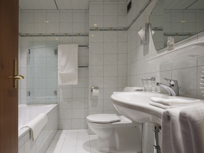 Bathroom 4, Hotel Schwarzwand, Bludenz