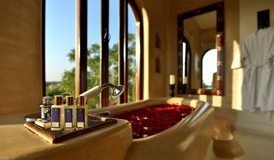 Bathroom 4, Mihir Garh, Pali
